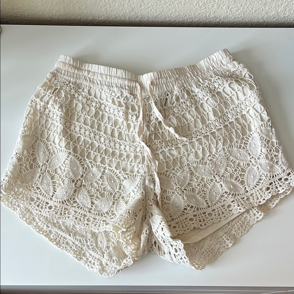 Solitaire Swim Cream High Waist Crochet Shorts Lined Size Small